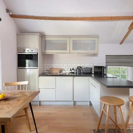 The Hayloft By Black Door Stays Bath Bagian luar foto