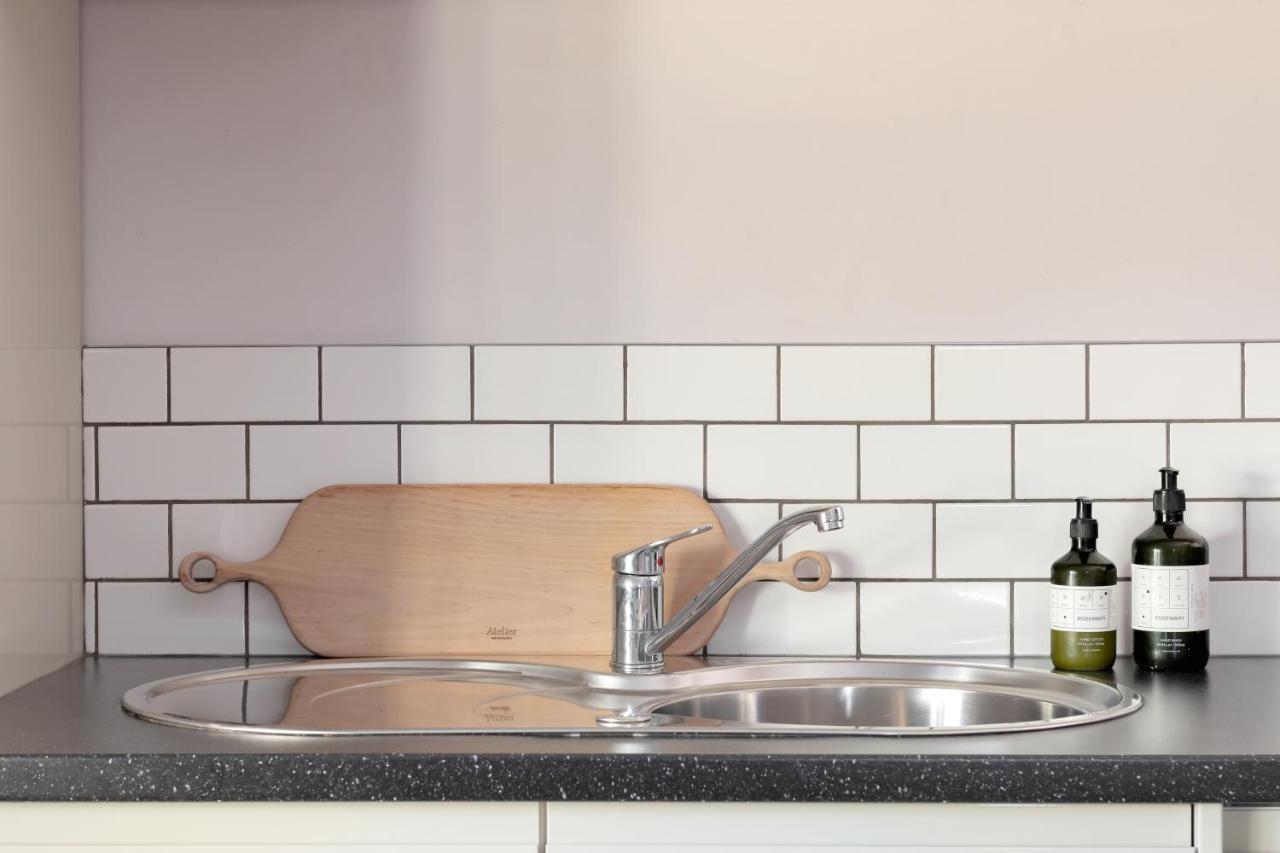 The Hayloft By Black Door Stays Bath Bagian luar foto