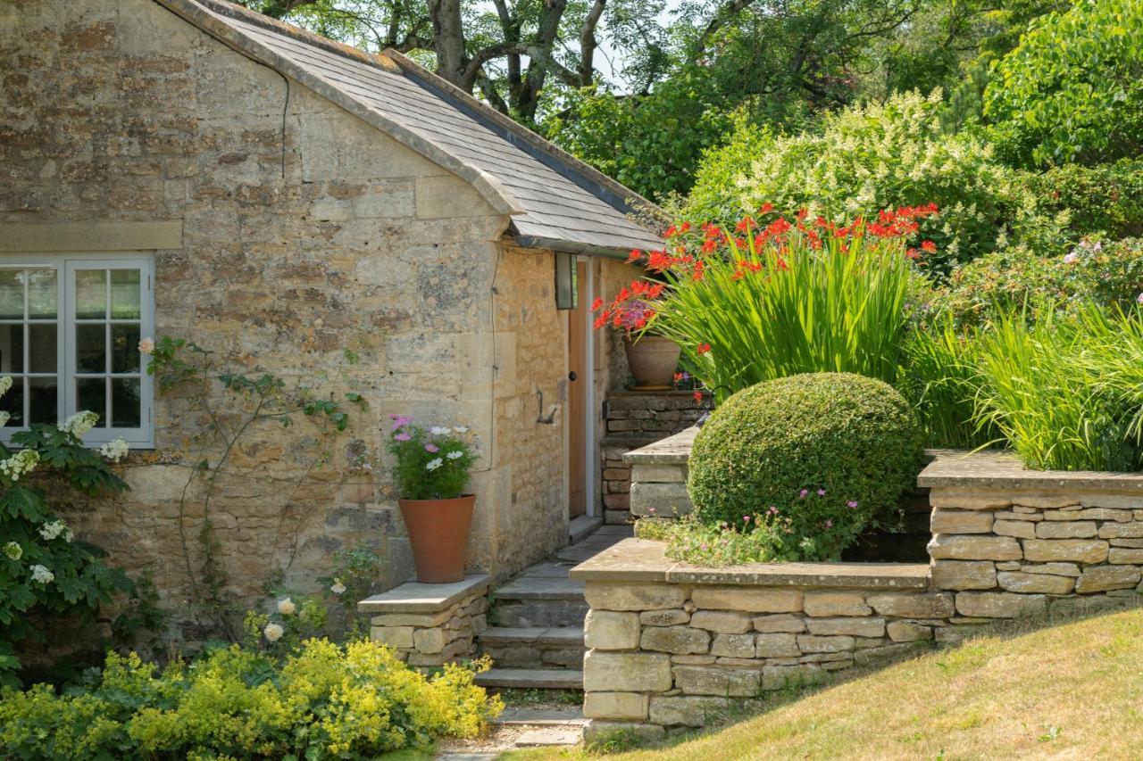 The Hayloft By Black Door Stays Bath Bagian luar foto