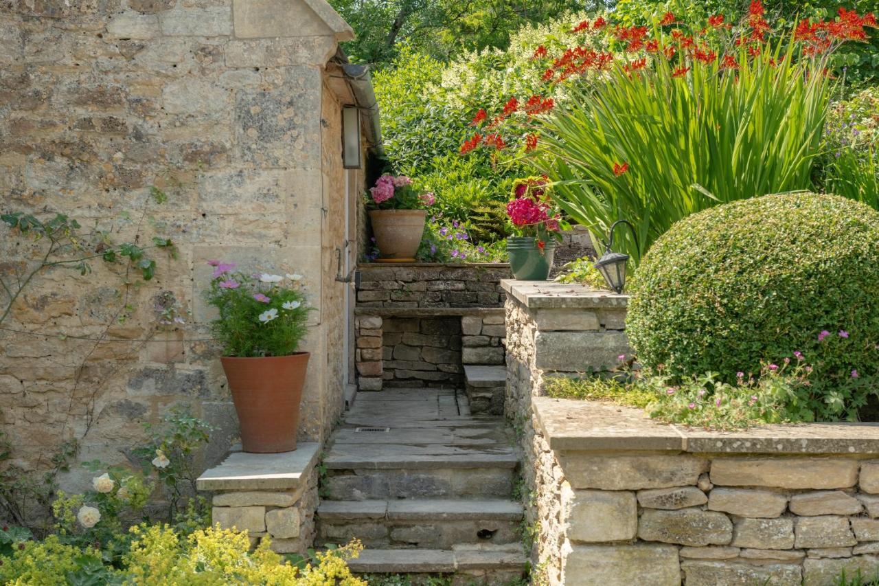 The Hayloft By Black Door Stays Bath Bagian luar foto