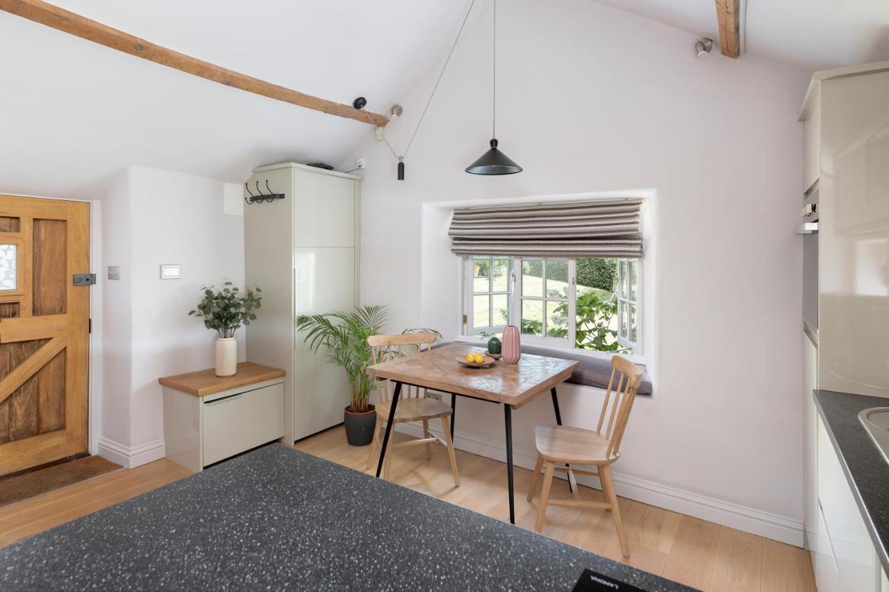 The Hayloft By Black Door Stays Bath Bagian luar foto