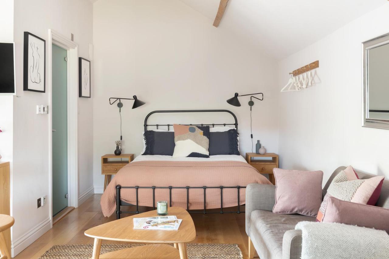 The Hayloft By Black Door Stays Bath Bagian luar foto